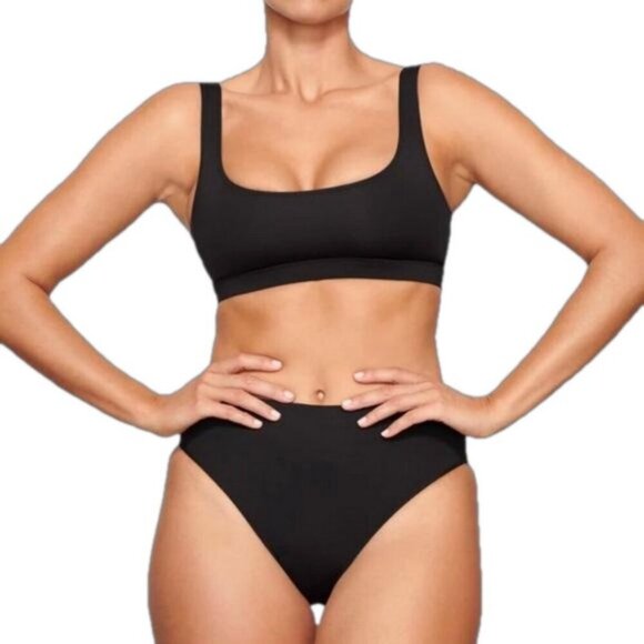Skims Small Swim Scoop Tank Bikini Top Onyx Black NWT Beach Vacation Swimwear - Picture 2 of 6